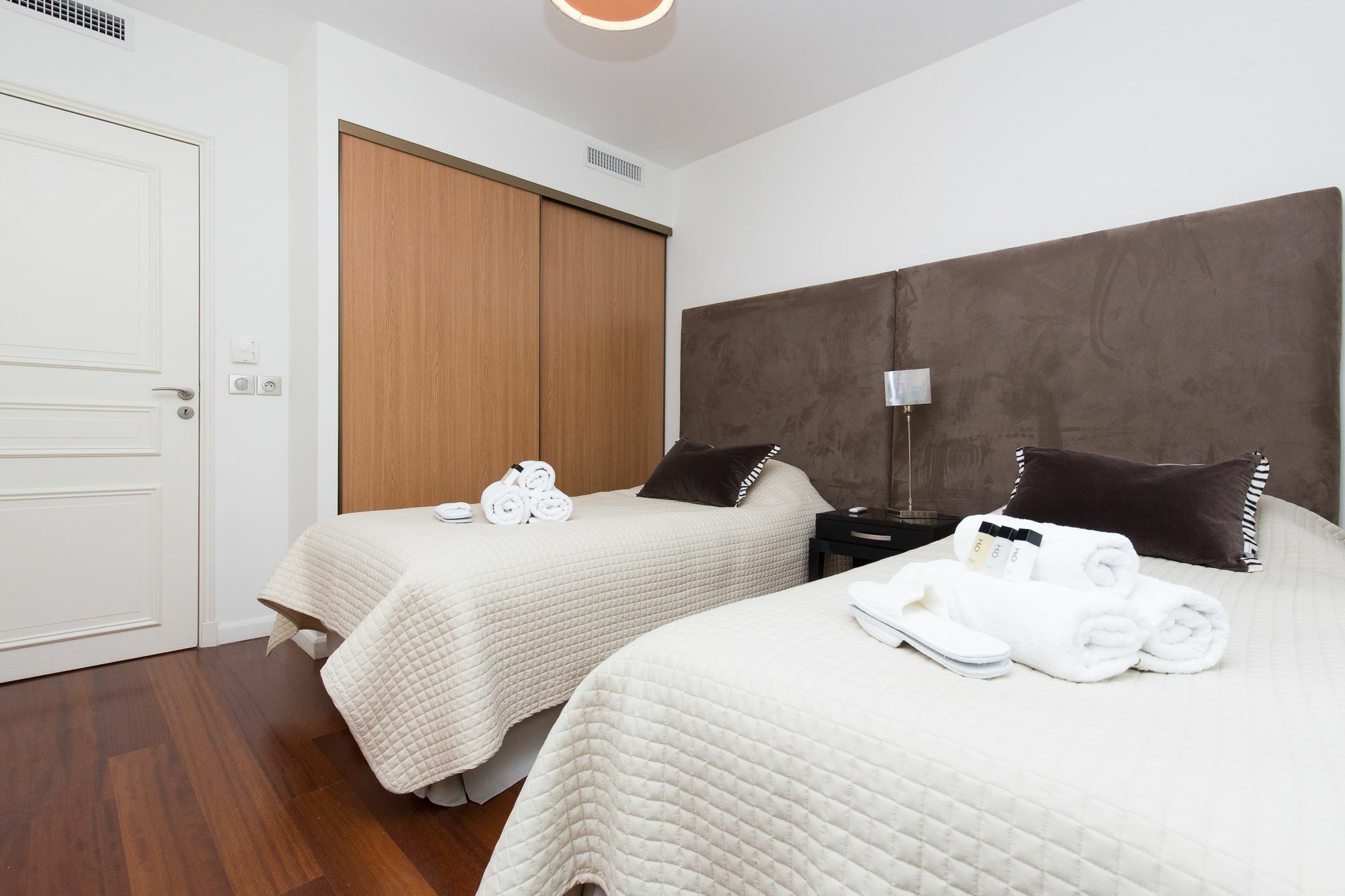 Carlton Riviera Apartment Канни Екстер'єр фото