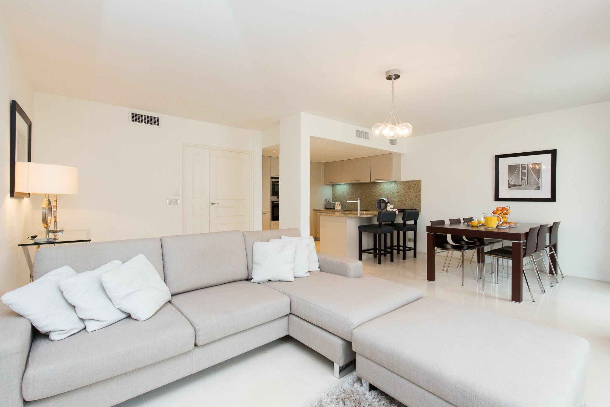 Carlton Riviera Apartment Канни Екстер'єр фото